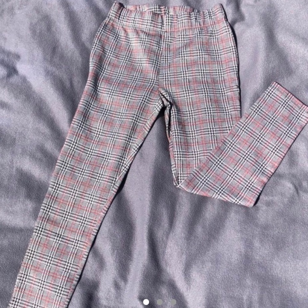 flannel leggy